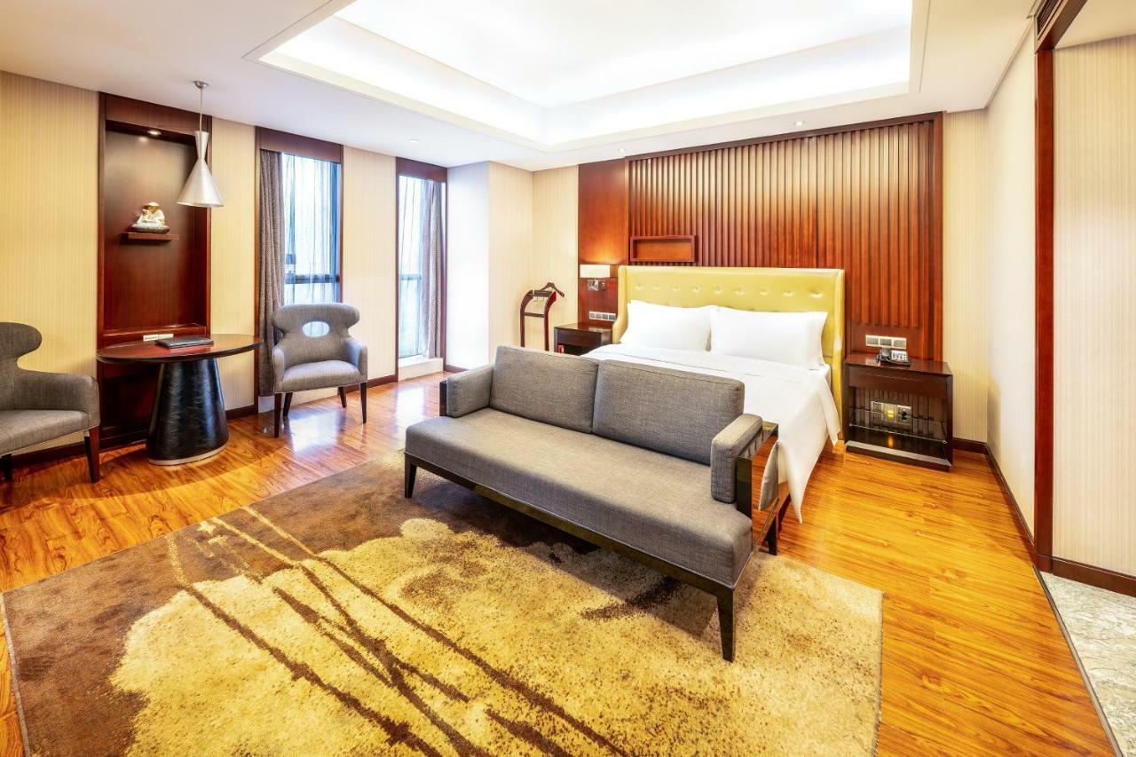 LIA! CHENGDU HOTEL ЧЭНДУ 5* (Китай) - от 7396 RUB | NOCHI